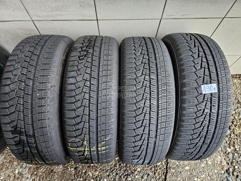 Hankook 205/60 R16 Zimska