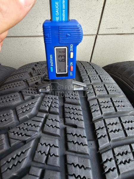 Hankook 205/60 R16 Zimska