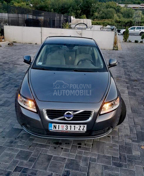 Volvo S40 