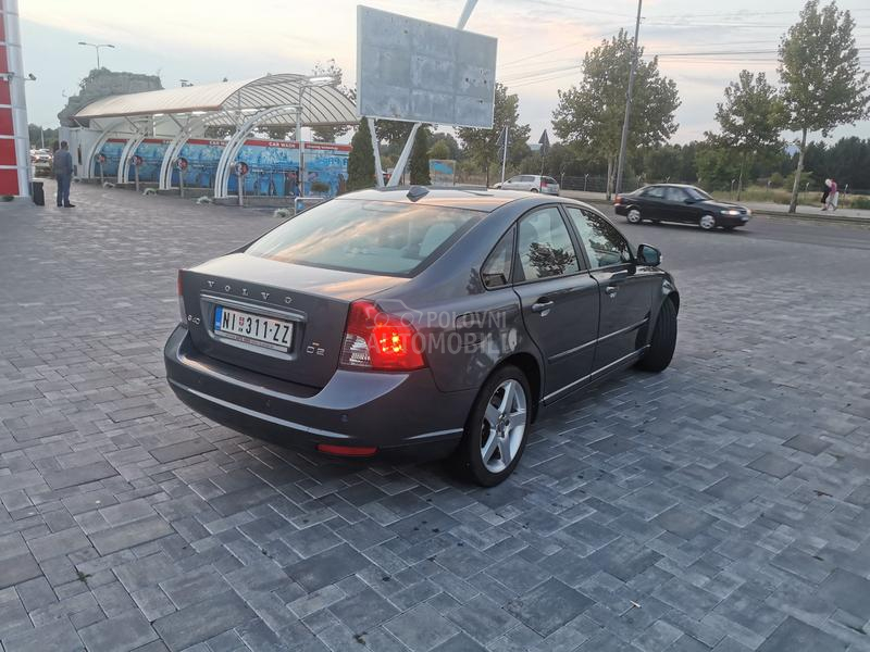Volvo S40 