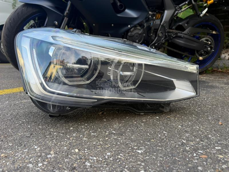 Desni adaptivni LED far