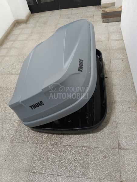 Thule Touring 100 krovni kofer