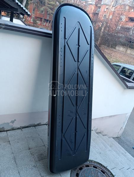 Thule Polar 700 krovni kofer