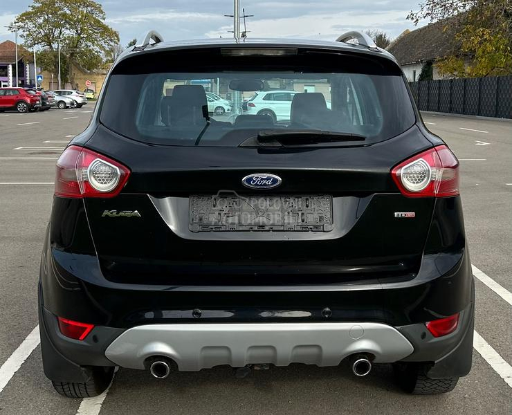 Ford Kuga TITANIUM