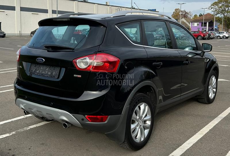 Ford Kuga TITANIUM
