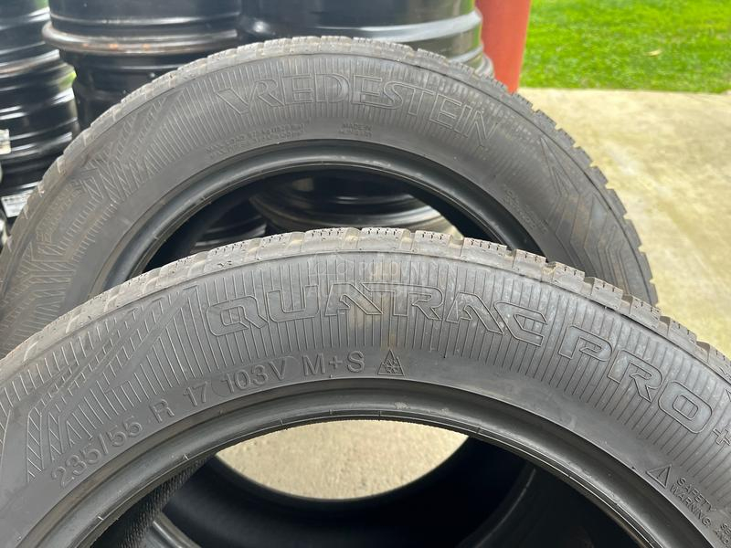 Vredestein 235/55 R17 Zimska