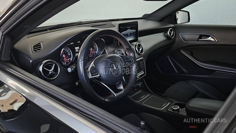 Mercedes Benz GLA 200 AMG