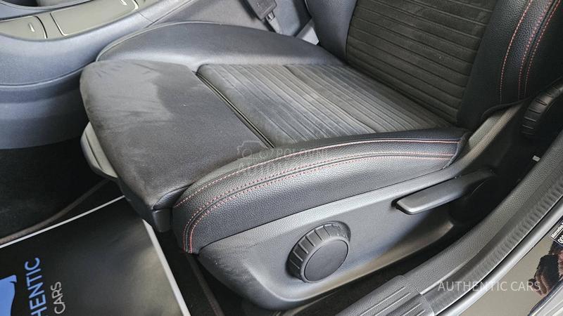 Mercedes Benz GLA 200 AMG