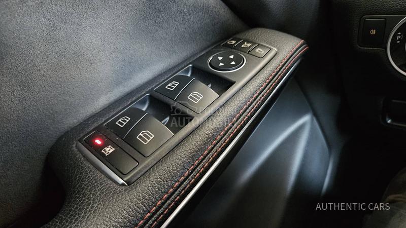 Mercedes Benz GLA 200 AMG