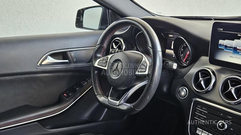 Mercedes Benz GLA 200 AMG