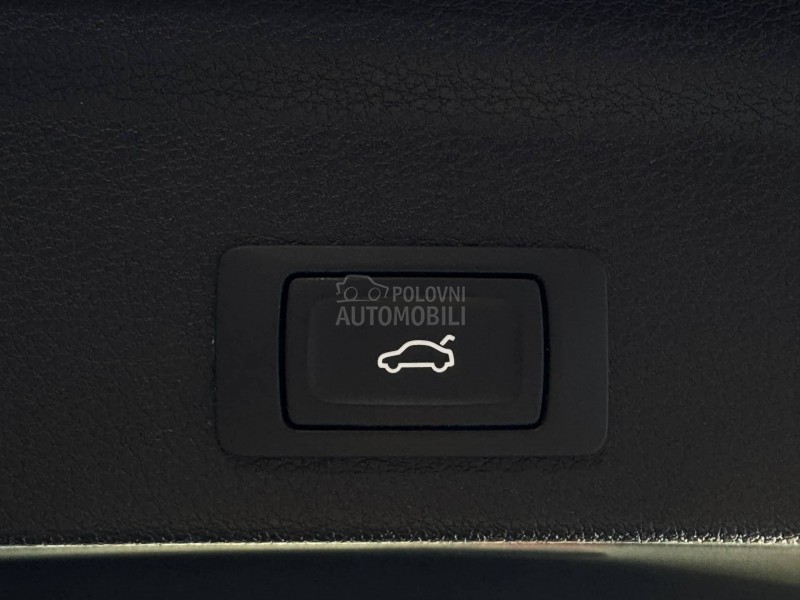 Audi Q3 2.0D/S-Line/Black/20