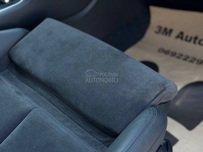 Audi Q3 2.0D/S-Line/Black/20