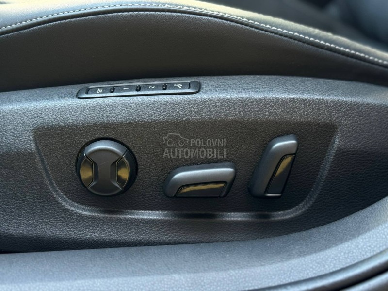 Škoda Superb 2.0D/PREMIUM/KRISTAL