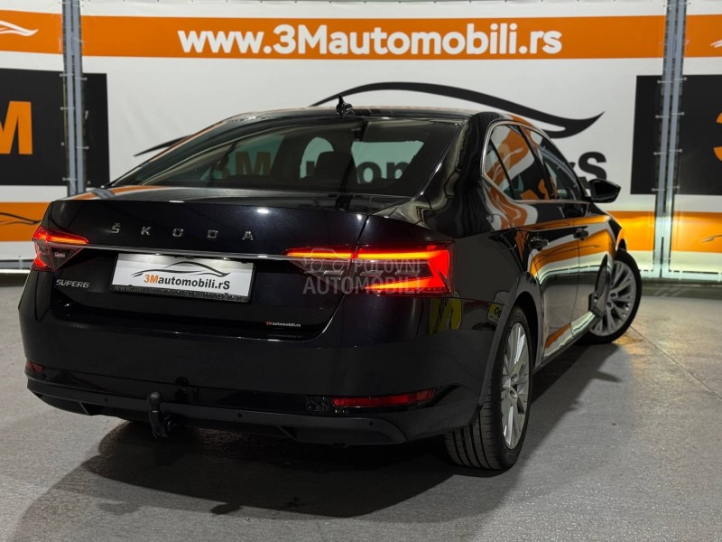 Škoda Superb 2.0D/PREMIUM/KRISTAL