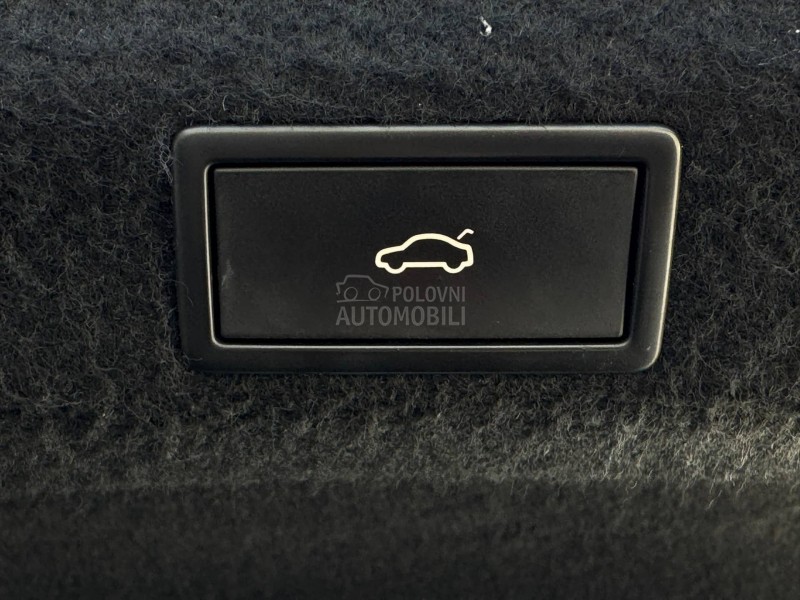 Škoda Superb 2.0D/PREMIUM/KRISTAL