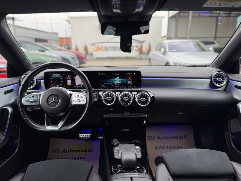 Mercedes Benz CLA 200 D/AMG/BLACK