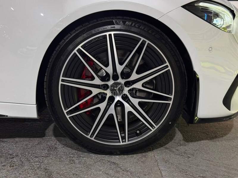 Mercedes Benz C 63 AMG SePERFORMANCE/F1/680