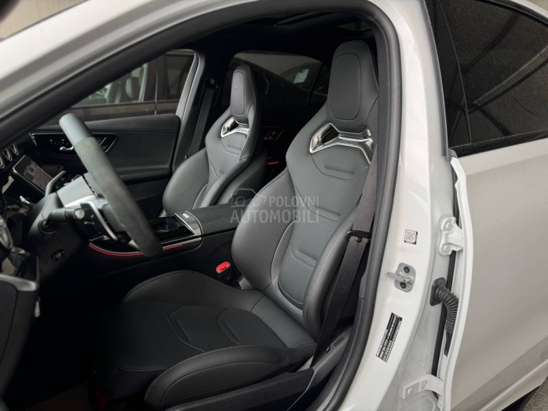 Mercedes Benz C 63 AMG SePERFORMANCE/F1/680