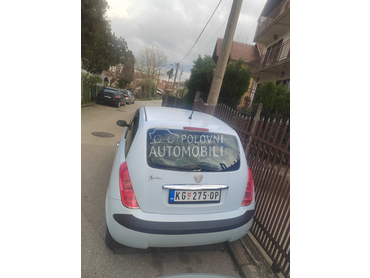 Lancia Ypsilon 