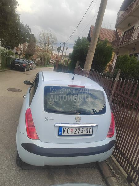 Lancia Ypsilon 