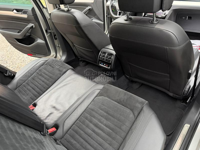 Volkswagen Passat B8 R-Line VIRTUAL//DSG