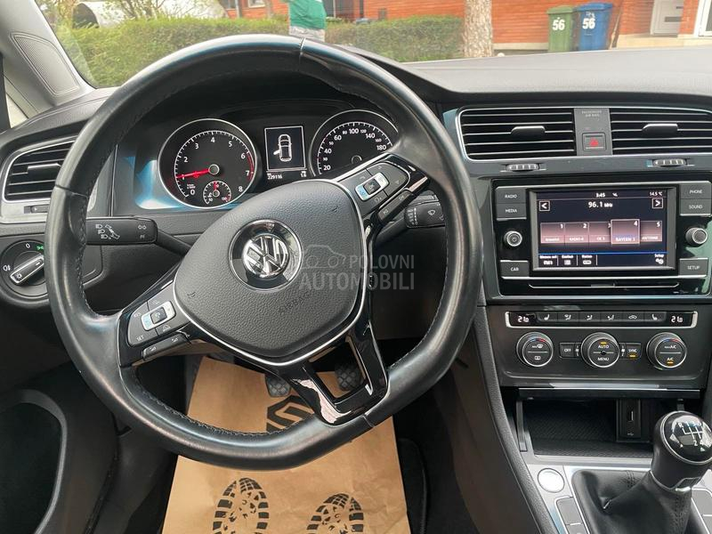 Volkswagen Golf 7 R Line