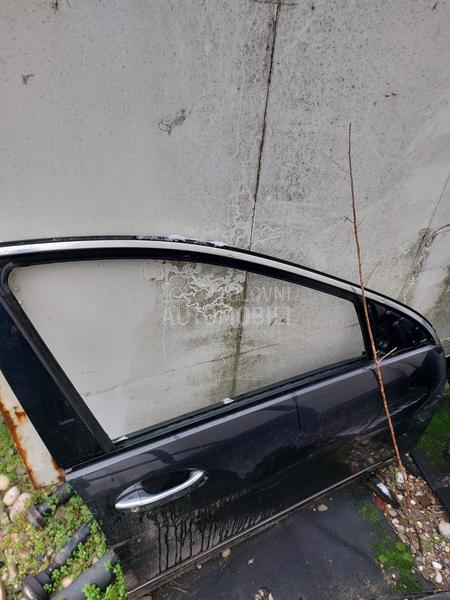 vrata prednja desna w251