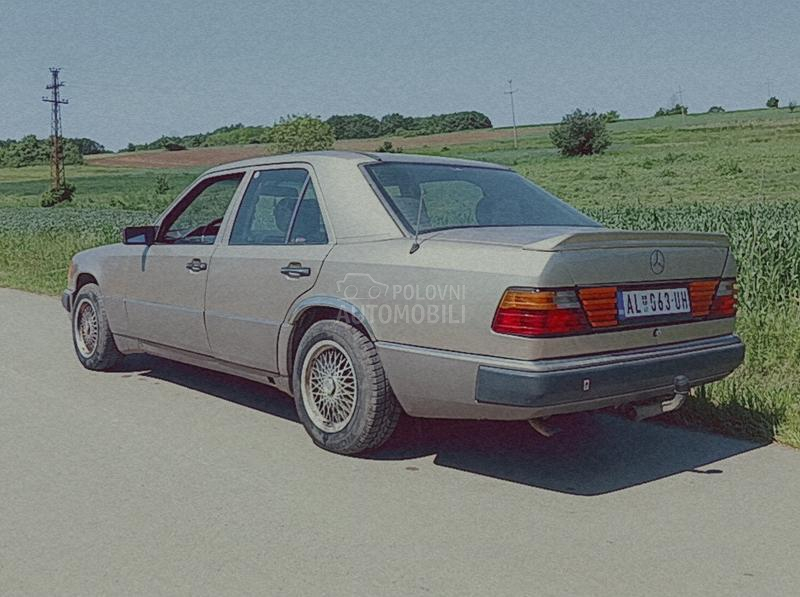 Mercedes Benz W124 