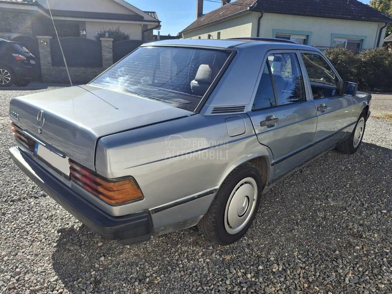 Mercedes Benz 190 