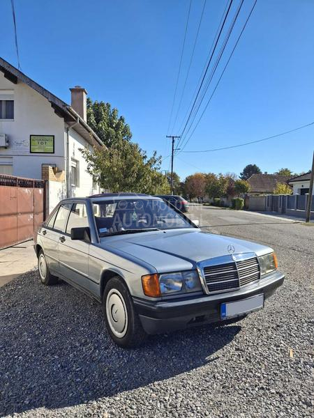 Mercedes Benz 190 