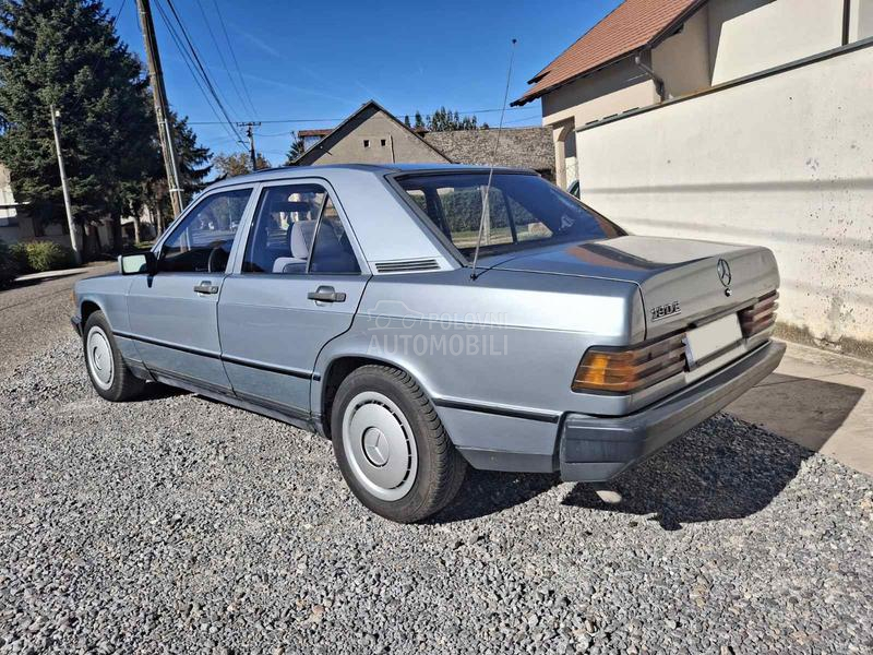 Mercedes Benz 190 