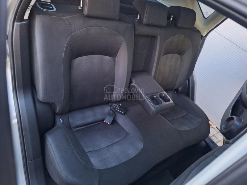 Nissan Qashqai 1.6b Atmosferac