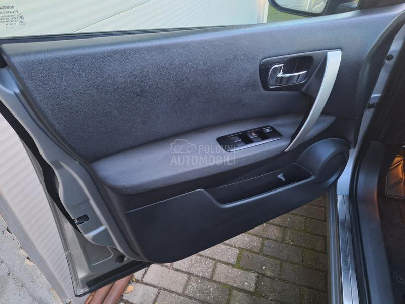 Nissan Qashqai 1.6b Atmosferac