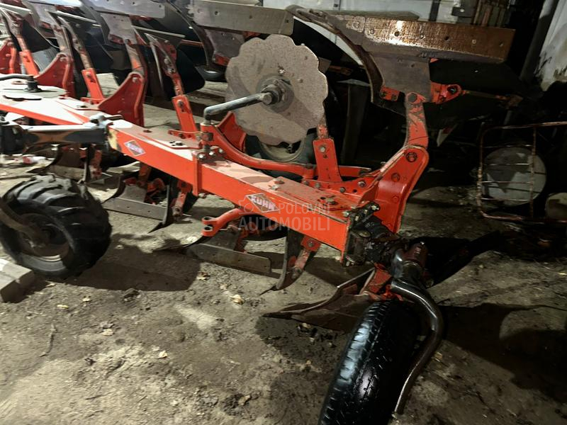 Kuhn MM151