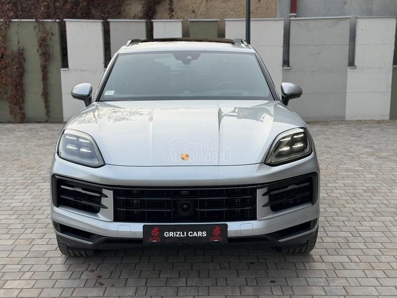 Porsche Cayenne hybrid/matrix/pan