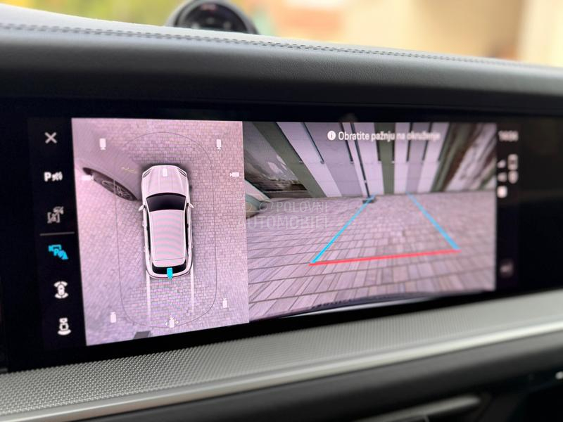 Porsche Cayenne hybrid/matrix/pan