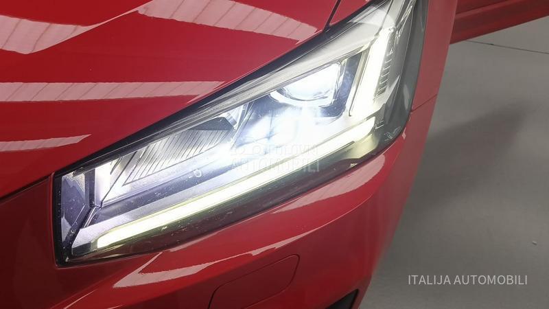 Audi Q2 1.6 MATRIX/NAV/LED
