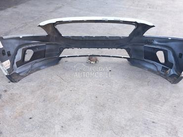 branik za Volvo V40 od 2012. do 2019. god.