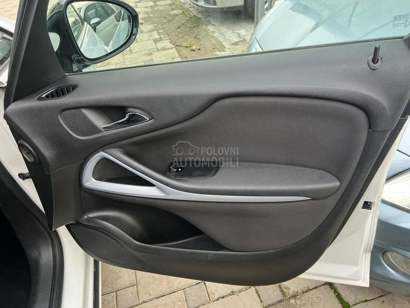 Opel Zafira C.N.G METAN