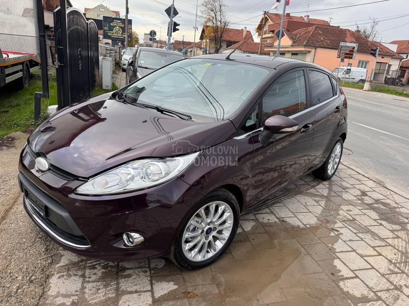 Ford Fiesta 1.6 BEN ŠVAJ NOV