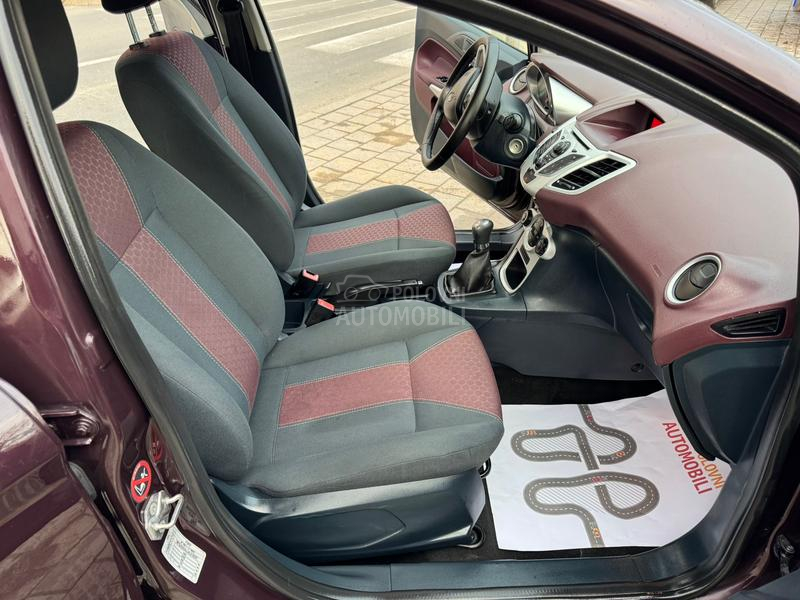 Ford Fiesta 1.6 BEN ŠVAJ NOV