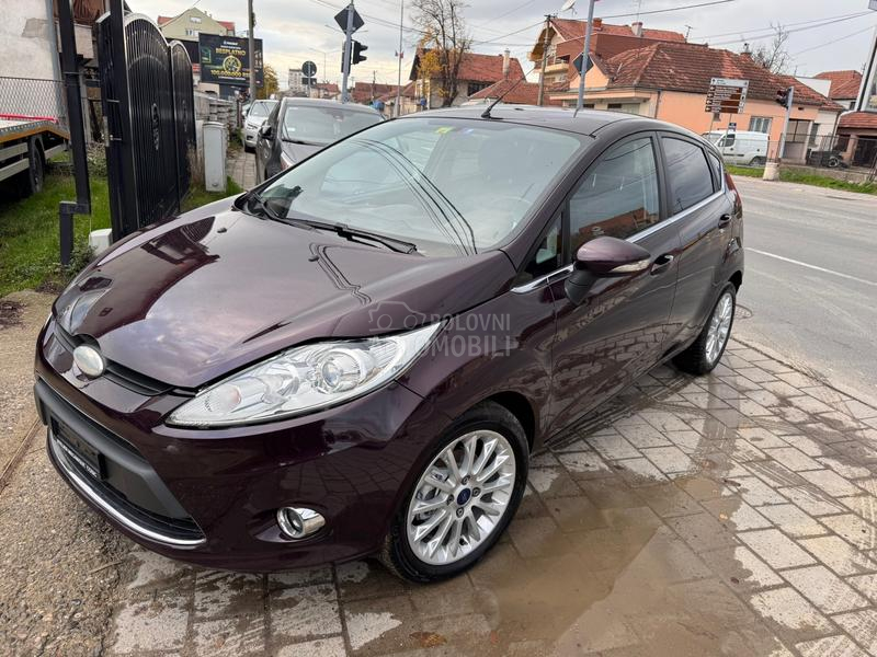 Ford Fiesta 1.6 BEN ŠVAJ NOV
