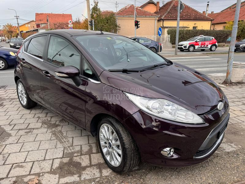 Ford Fiesta 1.6 BEN ŠVAJ NOV