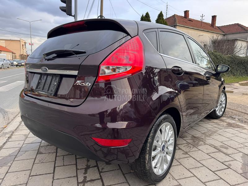 Ford Fiesta 1.6 BEN ŠVAJ NOV