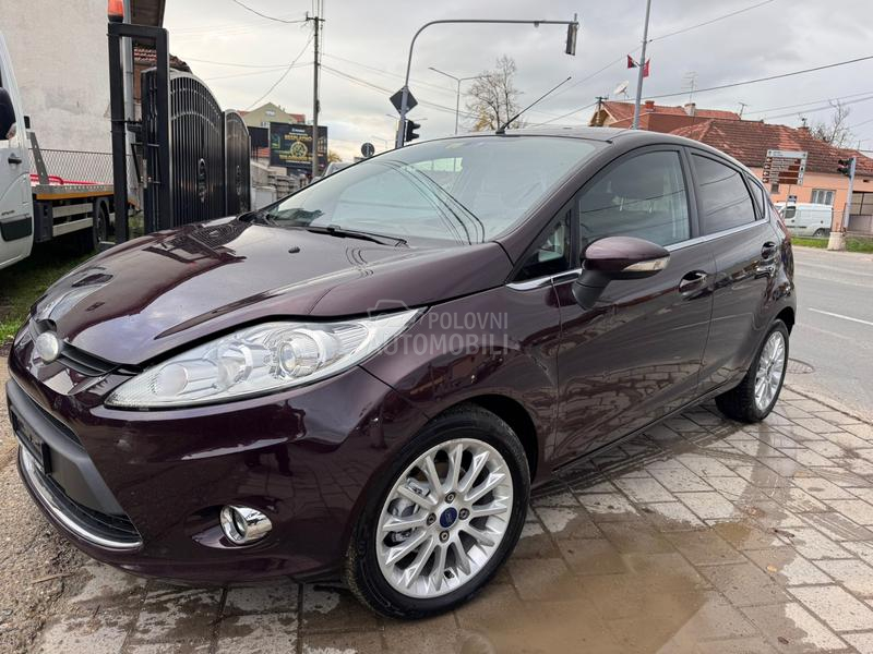 Ford Fiesta 1.6 BEN ŠVAJ NOV