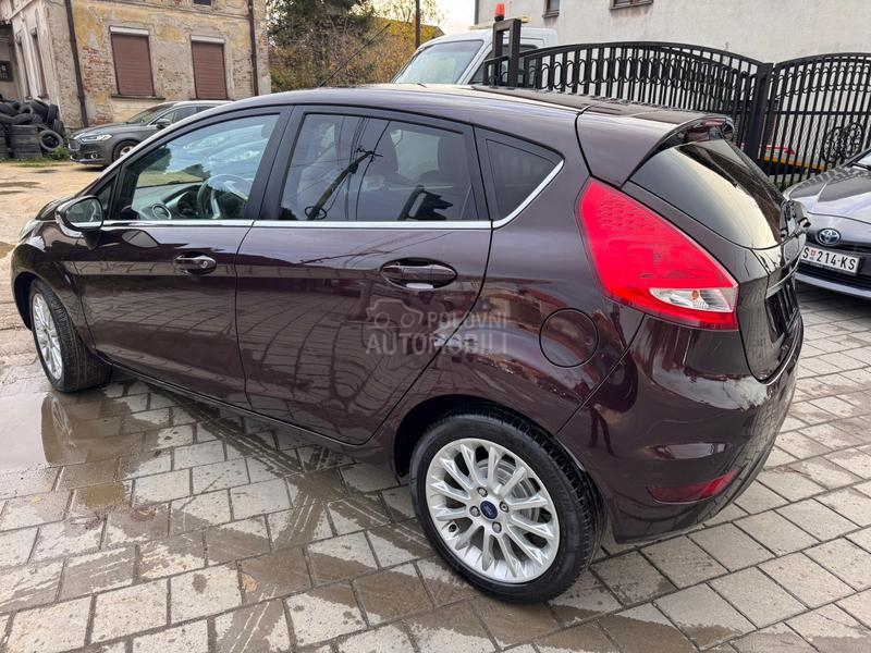 Ford Fiesta 1.6 BEN ŠVAJ NOV