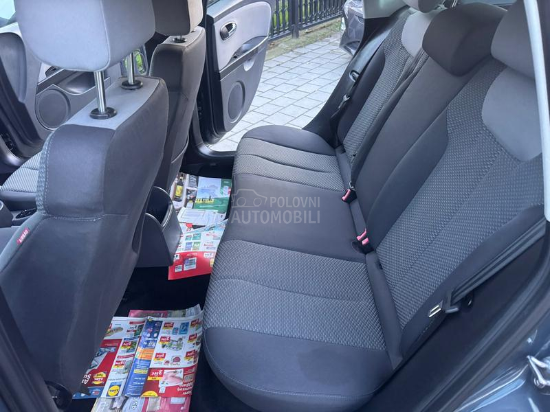 Seat Leon 1.6 BEN ŠVAJ NOV