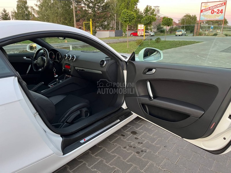 Audi TT 1.8 TFSi //CH//