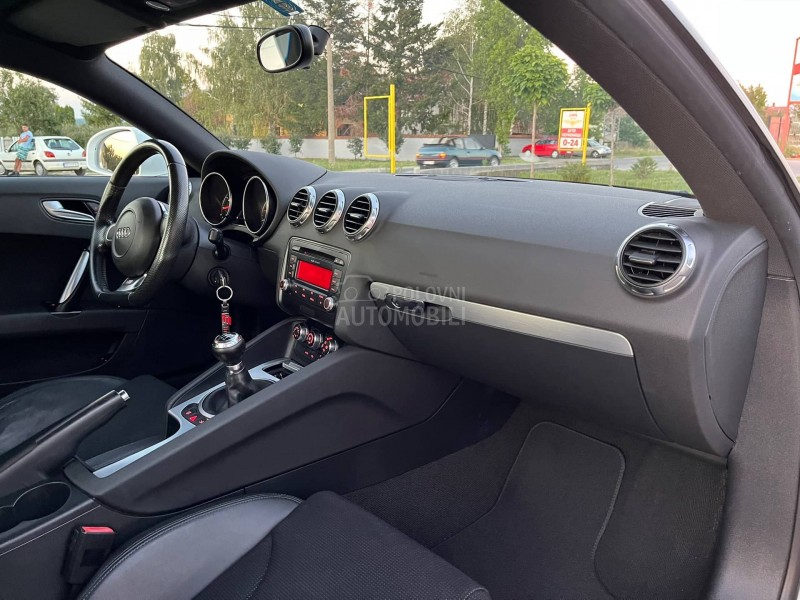 Audi TT 1.8 TFSi //CH//