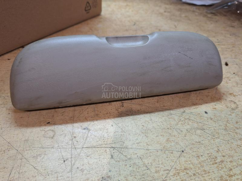 Drzac naočara Megan 2